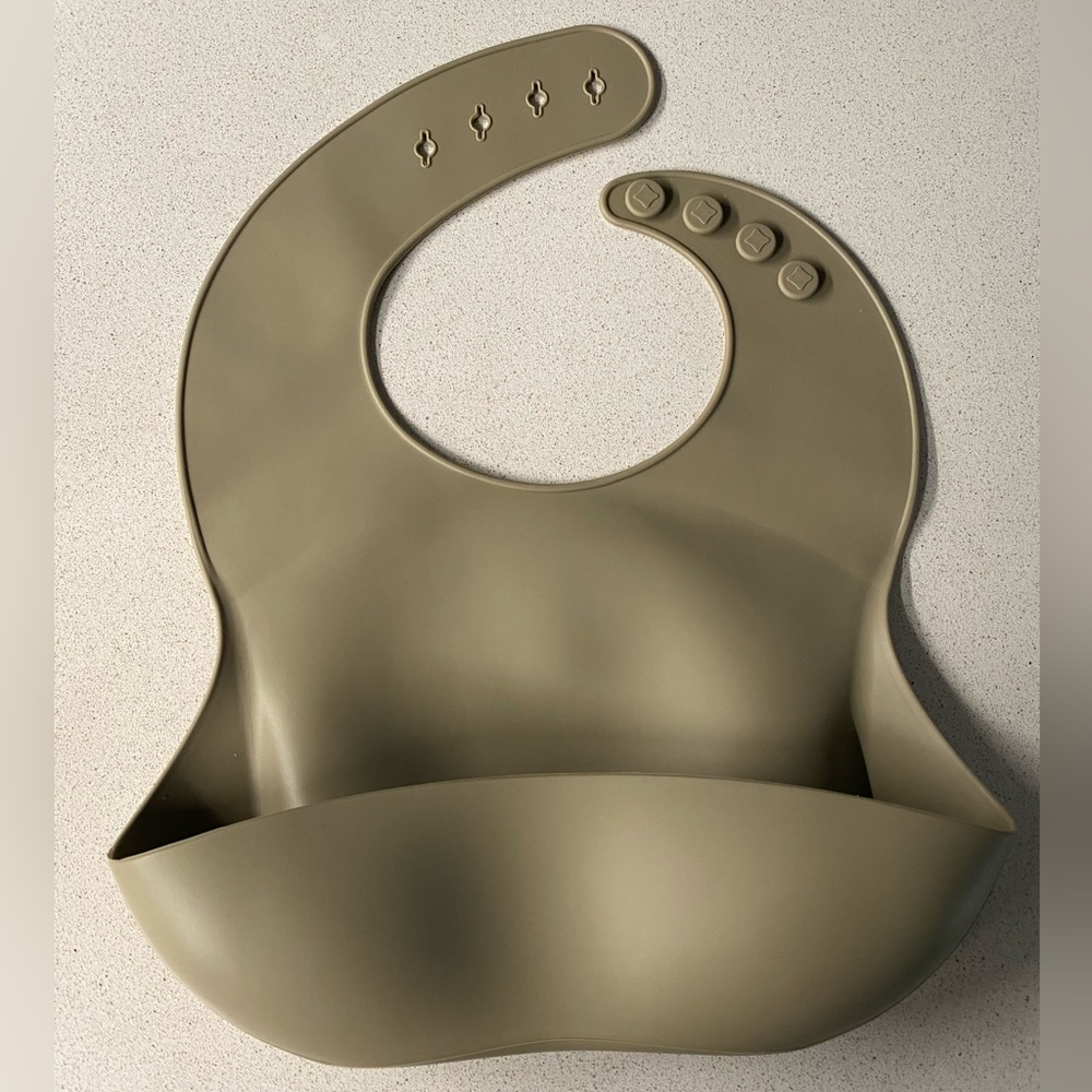 Silicone Feeding Bib